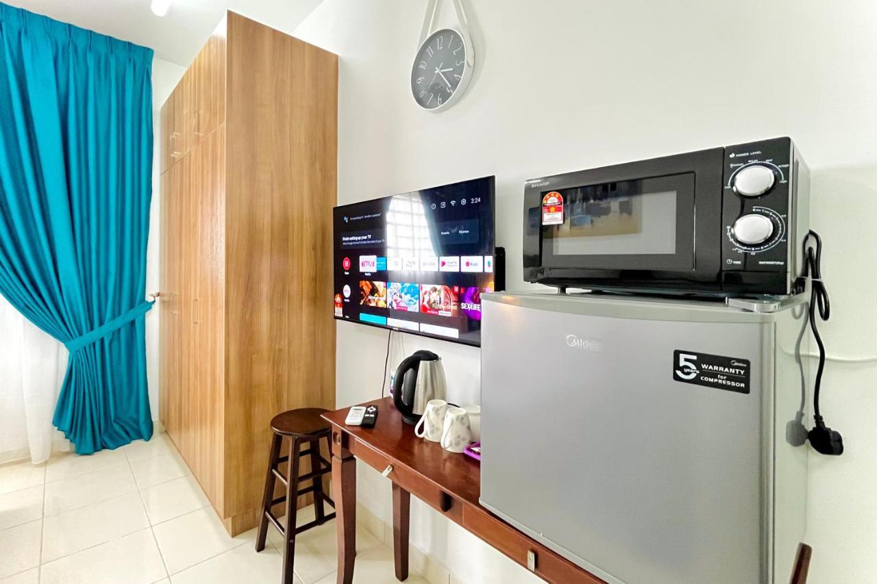 Alanis Studio Suite {Shortstay} Sepang Exterior photo